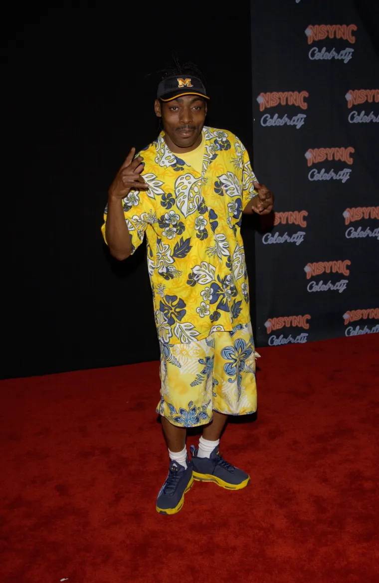 Coolio je svjetsku slavu stekao nakon objave velikog hita Gangsta’s Paradise iz 1995., za koji je nagrađen Grammyjem za najbolju solo rap izvedbu. Spomenuta uspješnica bila je na soundtracku filma &quot;Opasne misli&quot; s Michelle Pfeiffer u glavnoj ulozi.