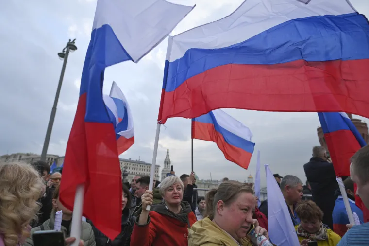 Ludnica i euforija u Moskvi. Tisuće prista&scaron;a iza&scaron;lo na ulice u znak podr&scaron;ke pripajanja dijelova Ukrajine