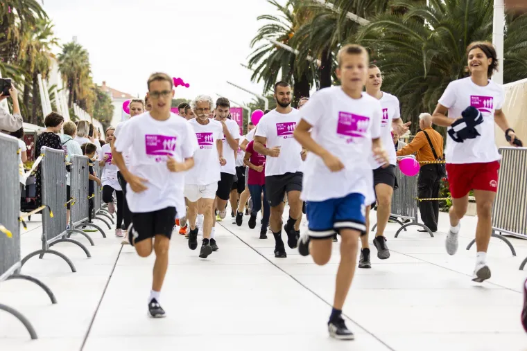 Split u ružičastom: Započela je humanitarna utrka kojoj je cilj ukazati koliko su važni preventivni pregledi u borbi protiv raka