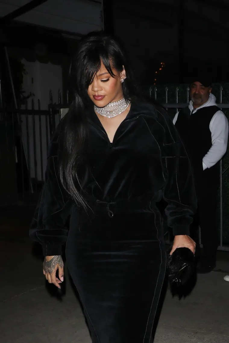 Rihanna, Dua Lipa i Victoria Beckham isfurale crninu najbolje što su mogle, ali izazovna Mila Kunis prešišala ih je sve