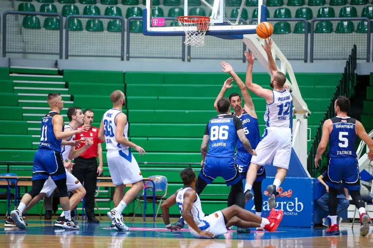 Dinamo počeo živjeti svoj san i uživati: KC Dražen Petrović svjedočio povijesnom trenutku, pala odmah jedna od nabrojanih 'meta'