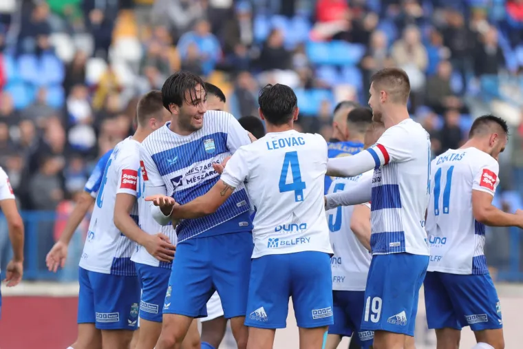 Probuđeni Osječani pregazili 'lokose' u Gradskom vrtu, sve je bilo rije&scaron;eno već nakon 45 minuta