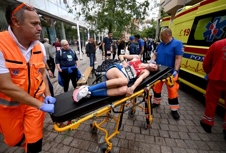 Drama na zagrebačkom maratonu: Hrvatskog atletičara odvela hitna, sru&scaron;io se od bolova