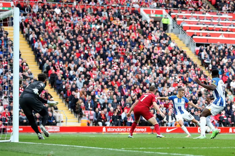 Liverpool nastavio s lo&scaron;im igrama, dotukao ih opaki Belgijac: Chelsea ulovio bodove u 90. 'bombom' s 20 metara