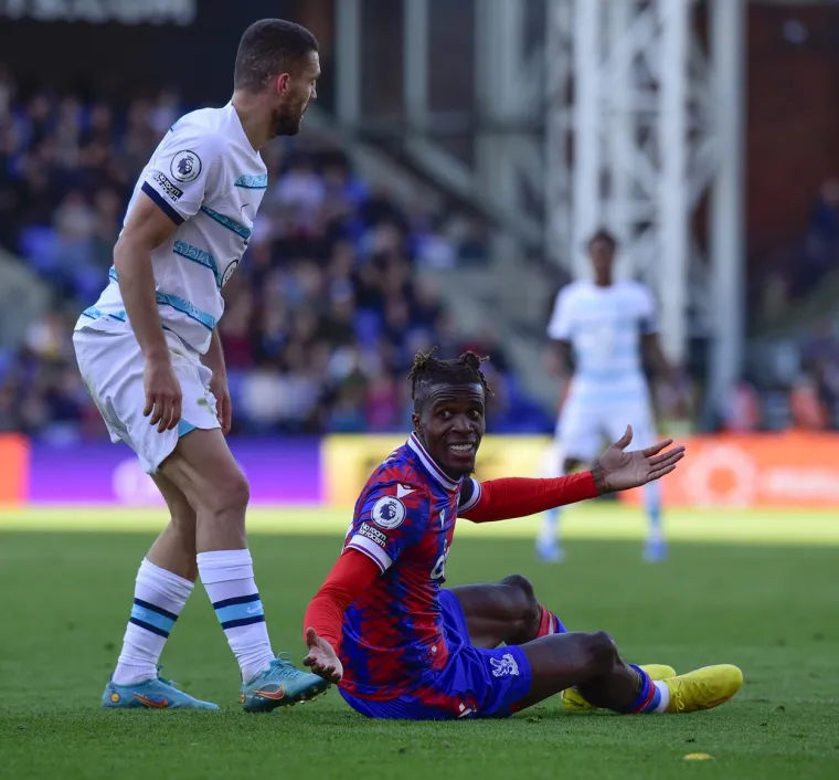 Liverpool nastavio s lo&scaron;im igrama, dotukao ih opaki Belgijac: Chelsea ulovio bodove u 90. 'bombom' s 20 metara