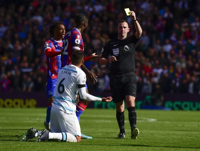 Liverpool nastavio s lo&scaron;im igrama, dotukao ih opaki Belgijac: Chelsea ulovio bodove u 90. 'bombom' s 20 metara