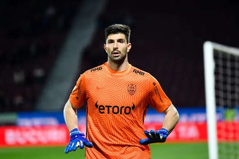 Karlo Letica - Čuvar mreže procijenjen na 500 tisuća eura, a ujedino i bivši vratar Hajduka. Iako ga je u jednom trenutku htio Real Madrid, Letica je posljednju avanturu je imao u rumunjskom Cluju, no nije se najbolje snašao.