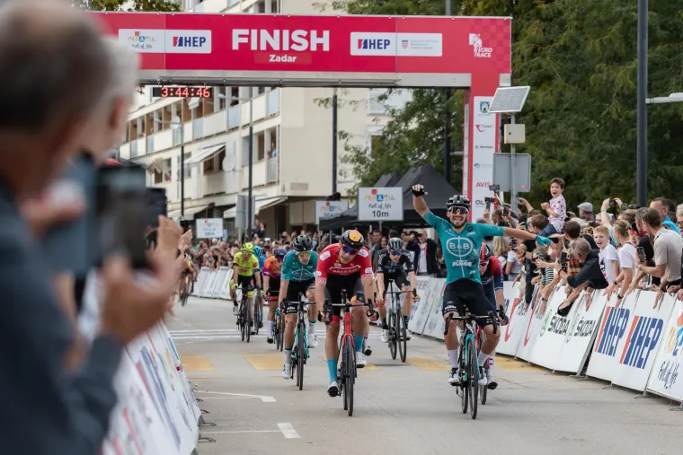 Donosimo vam najbolje kadrove CRO Racea: Sjajni Slovenac preoteo pobjedu pobjedniku Tour de Francea