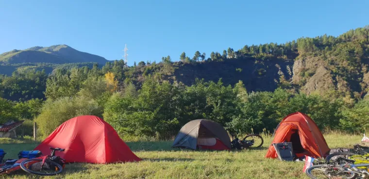 Mladi par iz Čakovca je biciklima krenuo put Istanbula: Evo kako je izgledala njihova avantura do Azije
