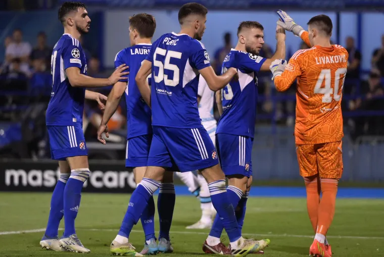 Navijači Dinama preplavili ulice prije ključne utakmice u Ligi prvaka, pogledajte prizore iz Salzburga