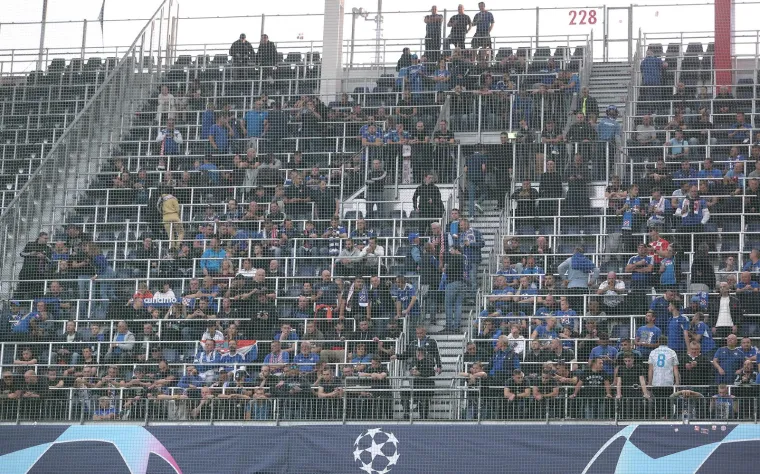 Pogledajte kakva je atmosfera na stadionu prije utakmice Dinama i Salzburga
