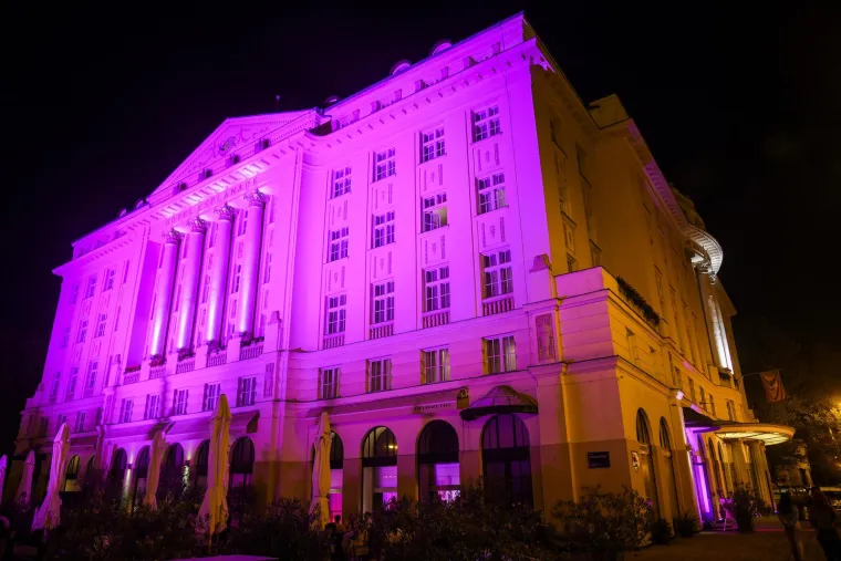 Zvijezde zabljesnule na koktel partiju važnog povoda: Matija Vuica, Iva &Scaron;arić i Mirna Maras Batinić su nas odu&scaron;evile