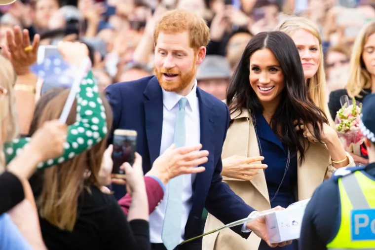 Harry i Meghan uspjeli su se zamjeriti većini članova kraljevske obitelji, a iako su se mnogi njihovi obožavatelji velikoj pomirbi nadali barem nakon smrti kraljice Elizabete, od toga nije bilo ništa.
