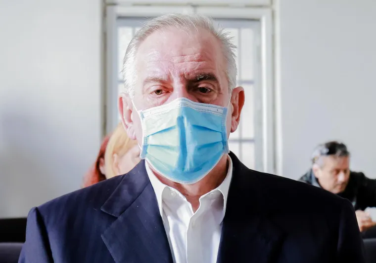 Ovako je Ivo Sanader  izgledao na vrhuncu moći prije 20-ak godina. Danas se pojavio na sudu, iznenadit ćete se kad ga vidite