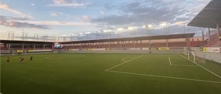Srpski prvoligaš ima jedan od najčudnijih stadiona na svijetu: Izgradili su ga na bizarnom mjestu
