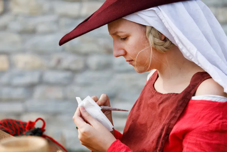 Glavosjeci i djeve, križari i pisari, baklje i samostreli - na Medvedgradu je oživio srednji vijek