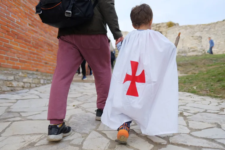 Glavosjeci i djeve, križari i pisari, baklje i samostreli - na Medvedgradu je oživio srednji vijek