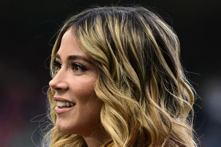 Najzgodnija sportska novinarka do&scaron;la pogledati film o Dinamovom protivniku i ponovno zavr&scaron;ila u prvom planu