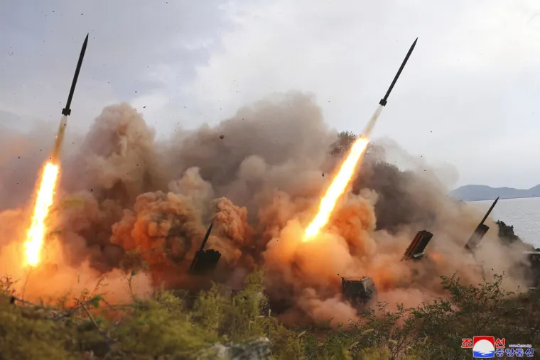 Od ovoga strahuje svijet: Sjeverna Koreja priprema se za rat, Kim Jong Un nadgledao nuklearne vježbe