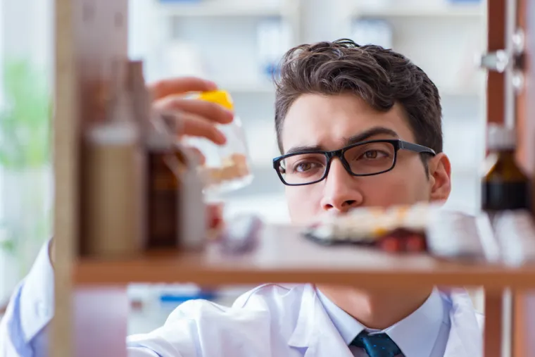 Farmaceuti, kao jedni od najpristupačnijih zdravstvenih radnika u jedinstvenoj su poziciji da prepoznaju znakove i simptome narušenog mentalnog zdravlja.