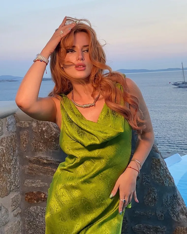 Bella Thorne