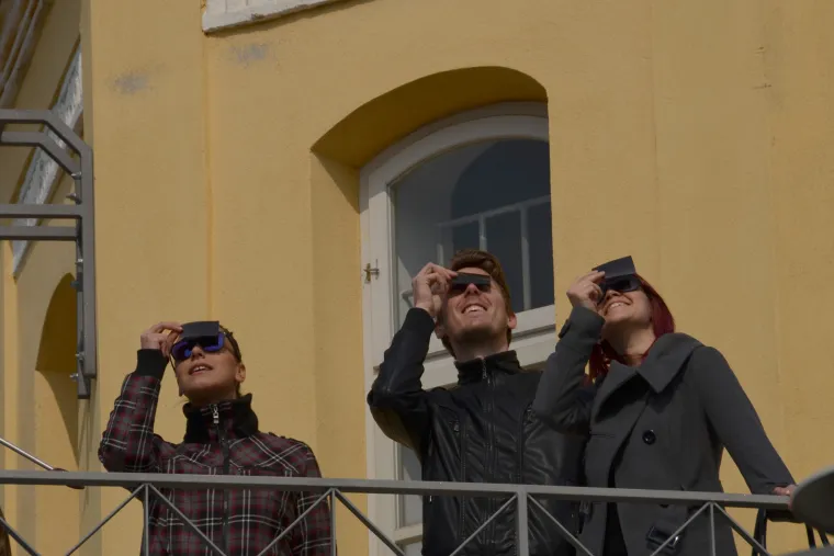 Nakon sedam godina na nebu iznad Hrvatske očekuje se spektakl! A evo i kada će Mjesec na 2 sata prekriti Sunce