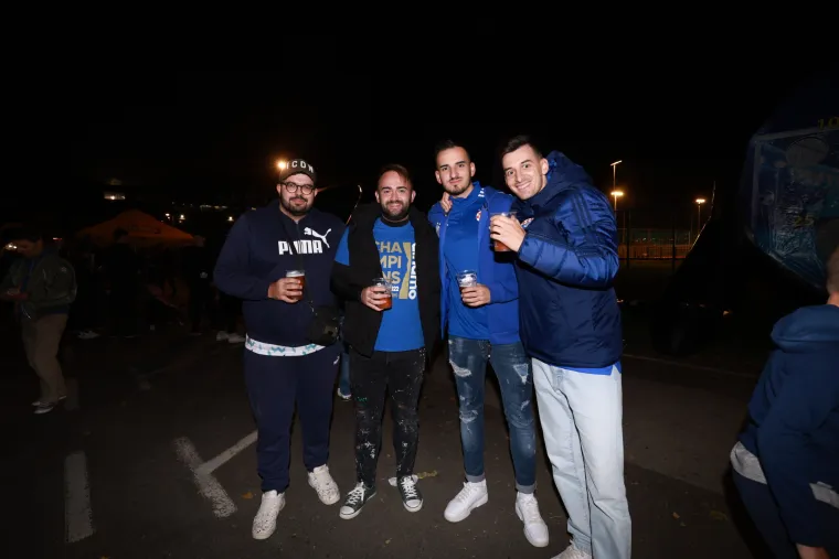 Zagreb će večeras gorjeti: Pogledajte kako izgleda Maksimir sat vremena prije utakmice Dinama i Salzburga