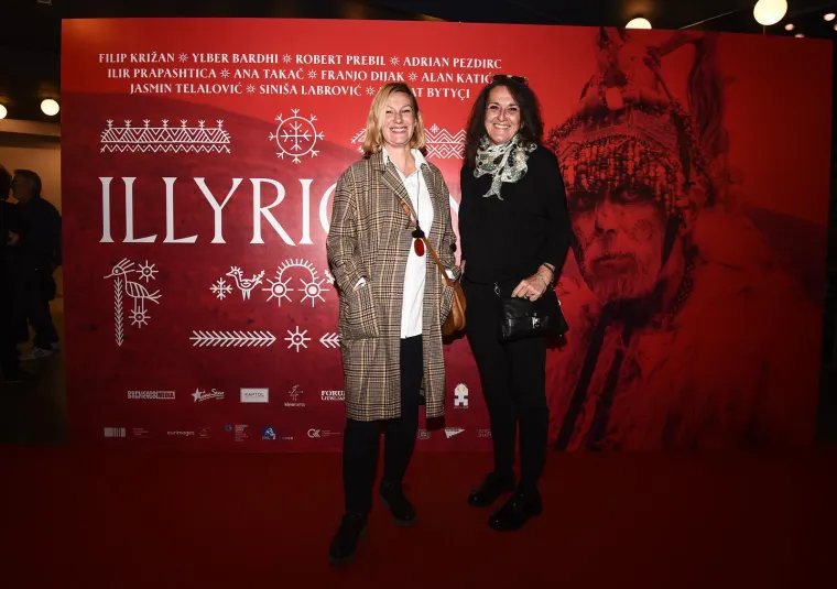 Ana Bulajić Črček, Iva Kuroba&scaron;a