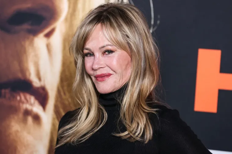 Sjećate li se Melanie Griffith? Omiljena glumica pojavila se u javnosti nakon duljeg vremena, nećete je prepoznati