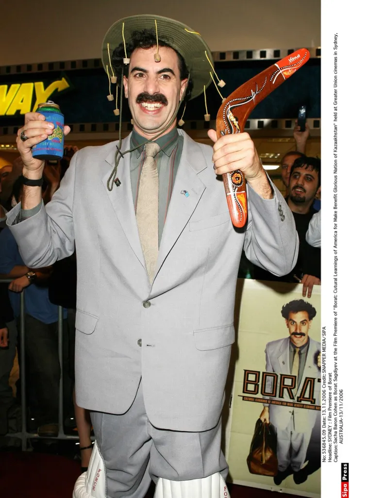 Kao Borat se pojavio 2006. godine, a za komediju je osvojio Zlatni globus za najboljeg glumca. Bio je nominiran i za Oscara za najbolji scenarij za taj film. Naime, film &quot;Borat&quot; priča priču o Kazahstancu koji dolazi u SAD učiti o američkoj kulturi. Država Kazahstan mu je čak prijetila i službenom tužbom zbog načina na koji je prikazao tamošnje stanovništvo kao Borat. Na svojoj službenoj stranici je trebao promijeniti i domenu koja je glasila borat.kz. Vioki državni dužnosnici iz Kazahstana u to su ga vrijeme i branili te su isticali kako nema ništa lošeg u dobroj šali.