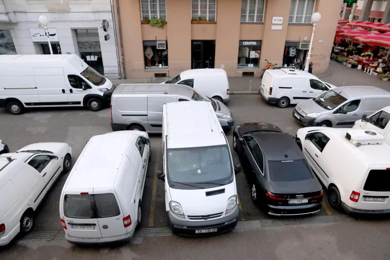 Ova ulica u centru Zagreba uskoro postaje pješačka zona. Pogledajte kakav je sada tamo kaos