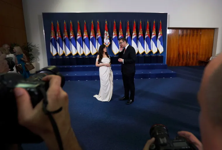 Podsjetimo, prije Tamare Vučić je bio u braku s Ksenijom Vučić s kojom ima dvoje djece, sina Danila i kćer Milicu. Ksenija je preminula u siječnju ove godine. 