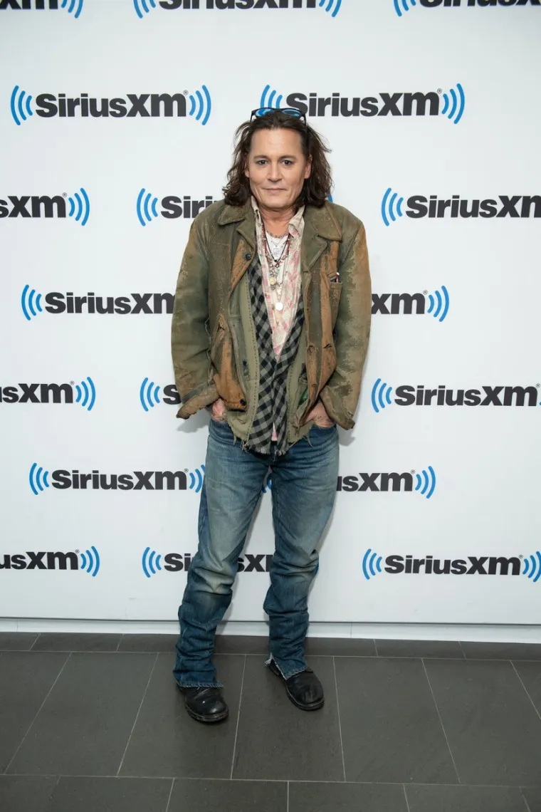 Johnny Depp se pojavio kao drugi čovjek, mnogi obožavatelji su ga jedva prepoznali