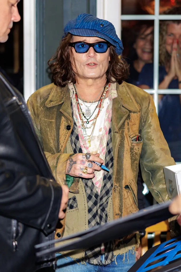 Johnny Depp se pojavio kao drugi čovjek, mnogi obožavatelji su ga jedva prepoznali