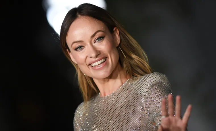 Kaia Gerber vs. OIivia Wilde: Obje su se odvažile na vrlo hrabre haljine - grudi se sasvim jasno vide