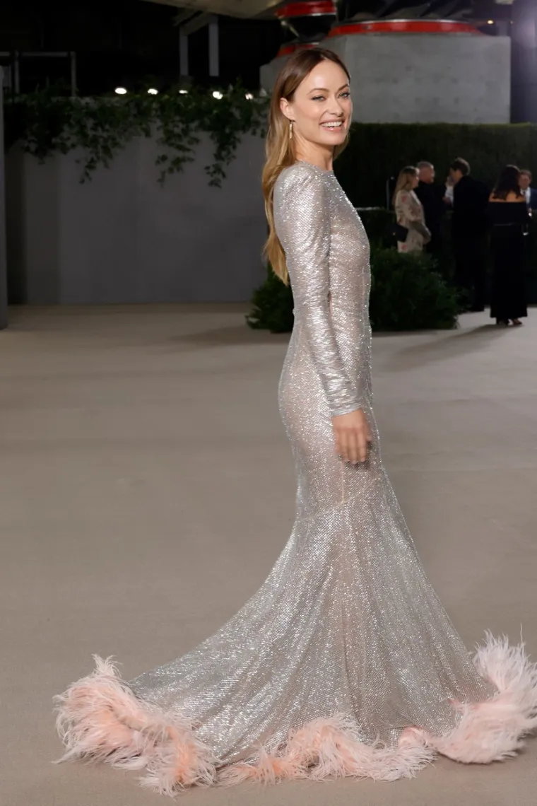 Kaia Gerber vs. OIivia Wilde: Obje su se odvažile na vrlo hrabre haljine - grudi se sasvim jasno vide