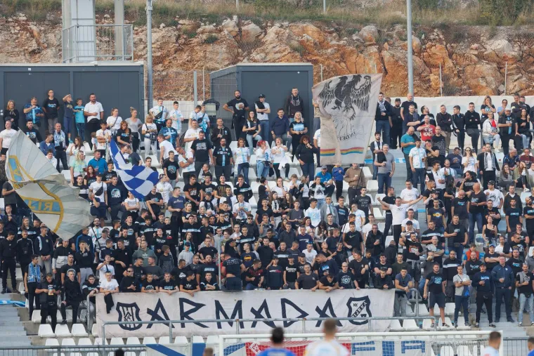 HNL GALERIJA Delirij Torcide u Gorici, Armada se prisjetila heroja Domovinskog rata