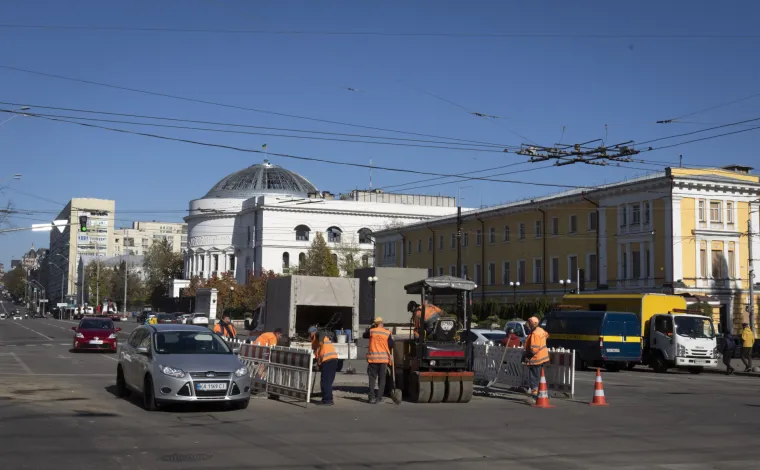 Sve je u dimu, pra&scaron;ini i ru&scaron;evinama. Ovako izgleda Kijev nakon napada dronovima kamikazama