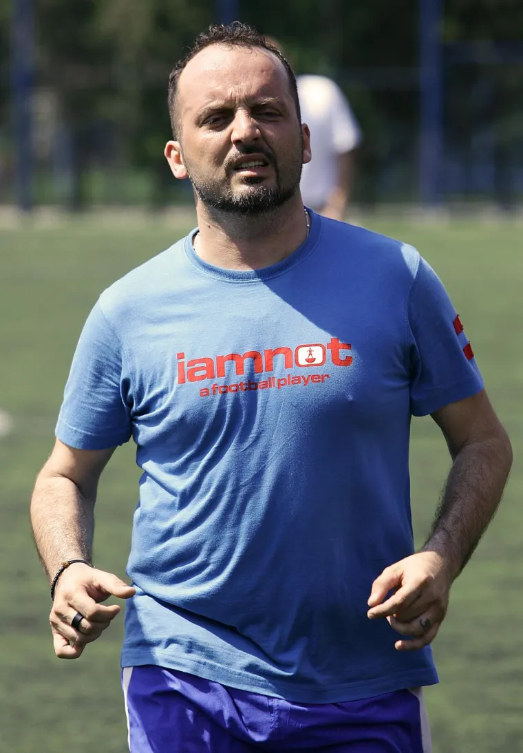 Sjećate li se kako je izgledala glava Tonija Cetinskog prije nego &scaron;to mu je narasla: 'Ne može mi ni estetska kirurgija pomoći'