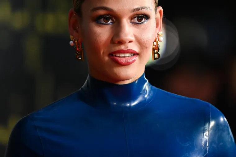 Svi su se pitali tko je mlada ljepotica pokraj Mbappea: Kći je slavnog oca, a u Pariz je stigla poslom