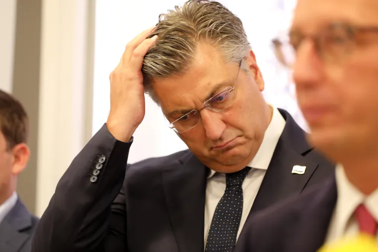 VELIKA FOTOGALERIJA: Pre&scaron;i&scaron;ao Sanadera i oborio rekord! Prisjetili smo se Plenkovićevih 6 godina na vlasti