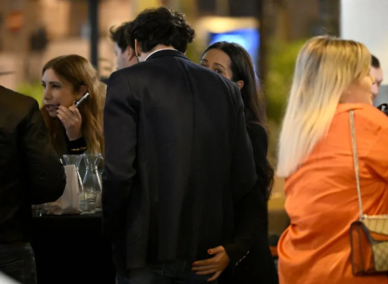 Kristina Krepela i Marin Miletić razmjenjivali nježnosti pred svima, glumici je ruka poletjela i na &scaron;kakljivo mjesto