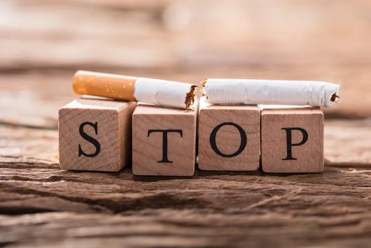 Osam sati nakon zadnje popušene cigarete: Potrebno je samo osam sati da se razina ugljikova monoksida vrati na normalnu razinu. Njegovim smanjenjem porast će razina kisika u krvi. To pomaže zdravlju tkiva i krvnih žila.