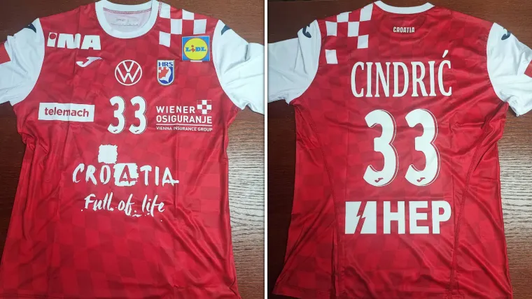 Hrvatski dres Luke Cindrića