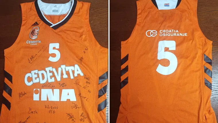 Dres Cedevite Junior s potpisima svih igrača