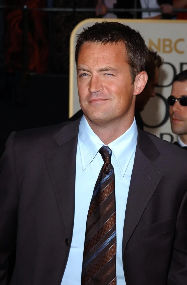 Matthew Perry uzimao je 55 tableta na dan i aktivno pio alkohol: 'Imao sam 2 posto &scaron;anse za život'
