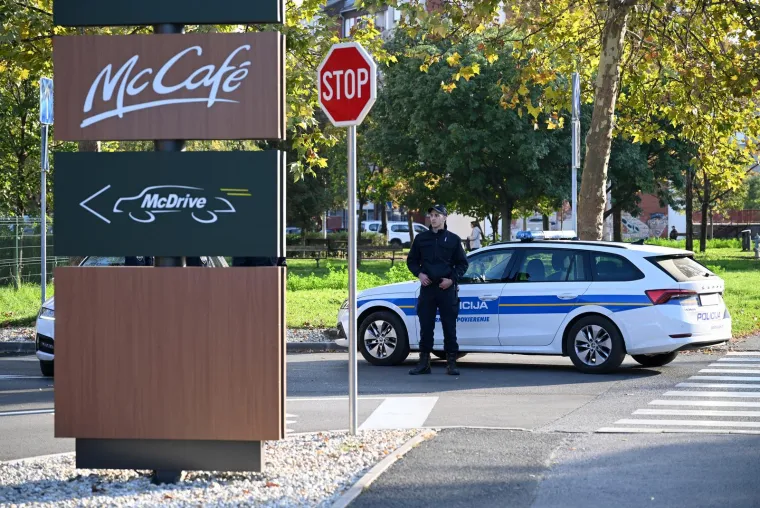 Policija istražuje dojavu o bombi u McDonald&apos;su na Vrbanima