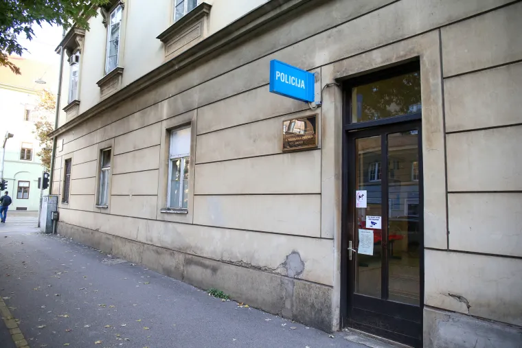 Policija istražuje dojavu o bombi u policijskoj postaji u Bauerovoj