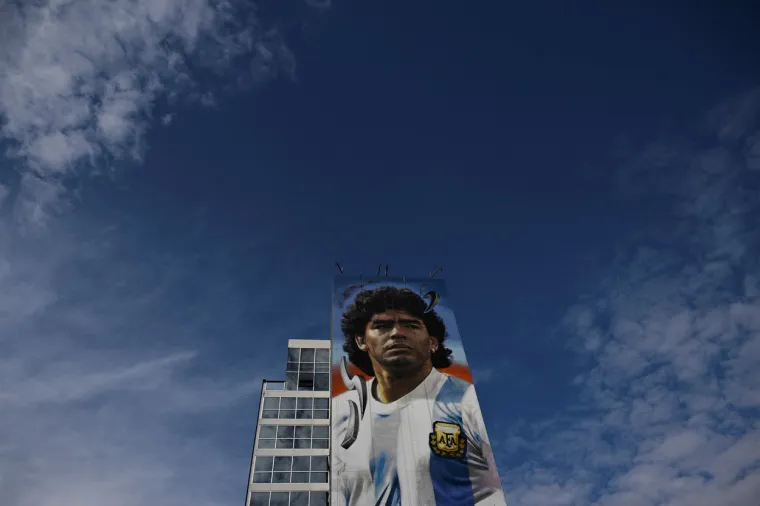 Kakva posveta najvećem: Pogledajte gigantski mural Diega Maradone koji su mu napravili Argentinci