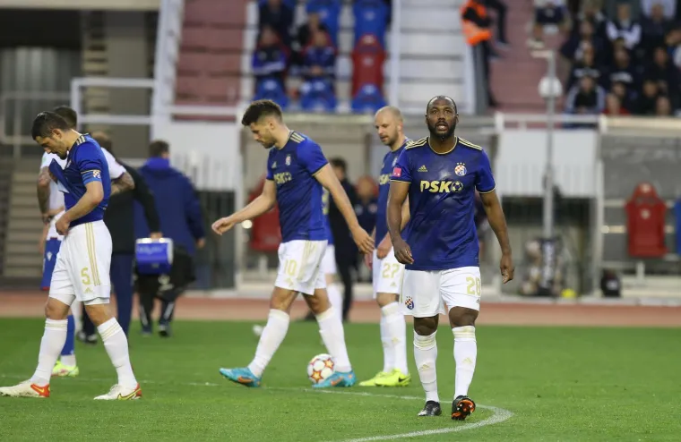 Navijačko prepucavanje, bitka na terenu i jedan genijalan potez: Prisjetite se zadnjeg derbija na Poljudu